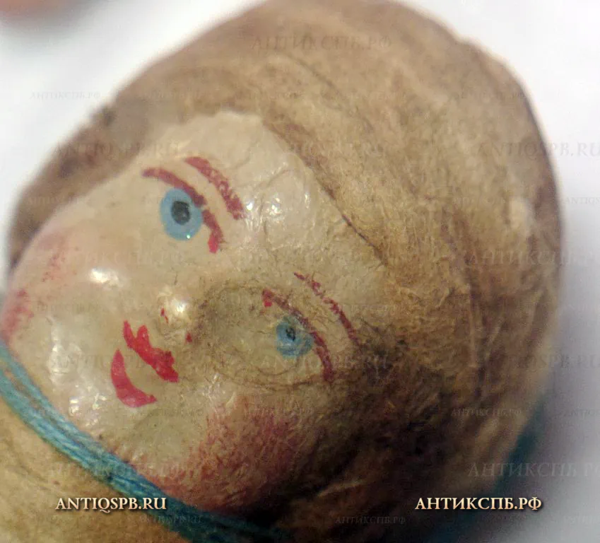 Елочная игрушка ватная старинная "Хоккеист". №19278.6